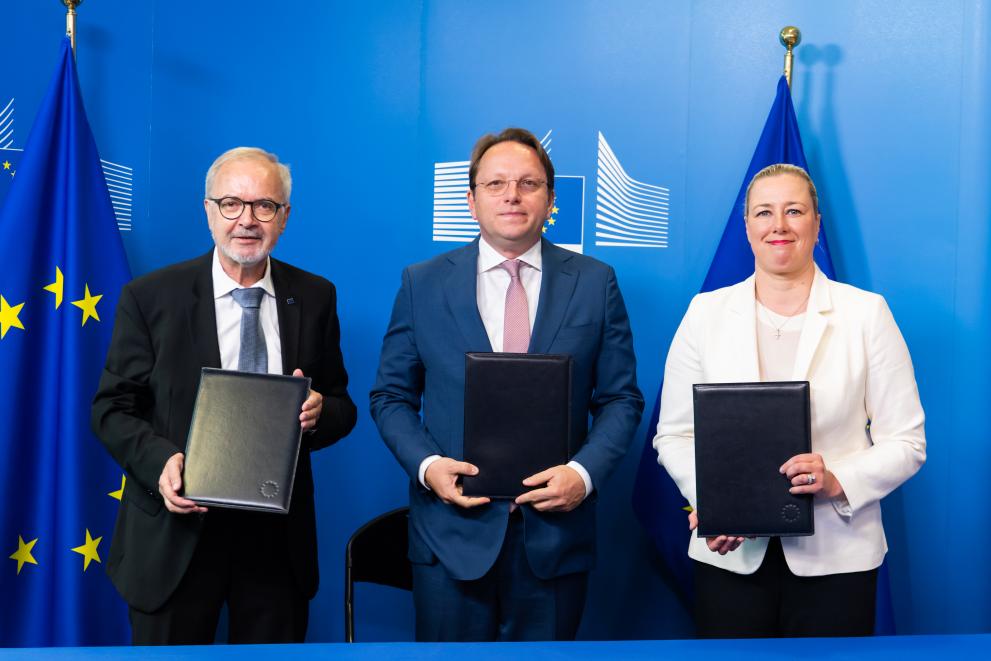 Signing of the Guarantee Agreement between the European Commission and the European Investment Bank (EIB)